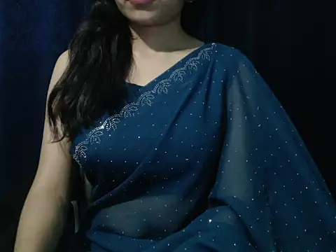 Snapshot of Yashi chatting on February 21, 2026, 3:35 pm Yashi online show from February 21, 2026, 3:35 pm