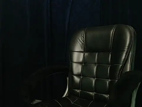 Snapshot of Yashi chatting on April 28, 2026, 3:06 pm Yashi online show from April 28, 2026, 3:06 pm