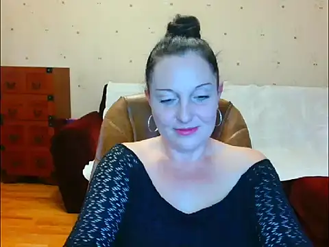 Snapshot of Alice3694 chatting on February 1, 2025, 8:08 am Alice3694 online show from February 1, 2025, 8:08 am