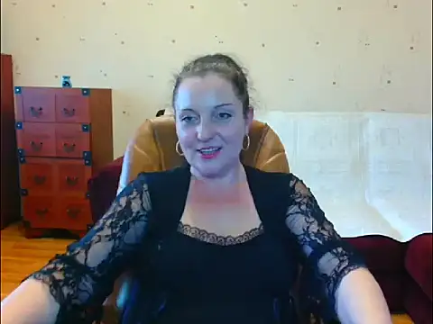 Snapshot of Alice3694 chatting on February 8, 2025, 12:28 pm Alice3694 online show from February 8, 2025, 12:28 pm