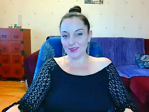 Snapshot of Alice3694 chatting on March 1, 2026, 6:48 am Alice3694 online show from March 1, 2026, 6:48 am