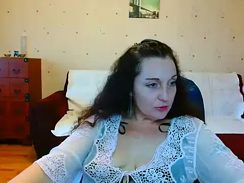 Alice3694 online show from March 4, 2026, 7:47 am