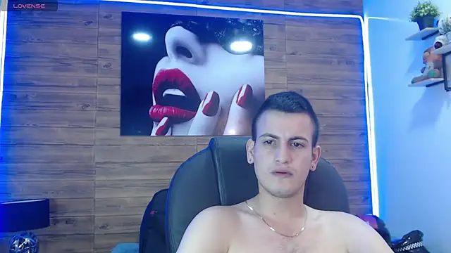 Snapshot of Cerokershelby chatting on January 13, 2025, 11:38 pm Cerokershelby online show from January 13, 2025, 11:38 pm