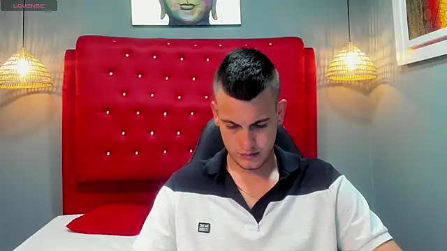 Snapshot of Cerokershelby chatting on February 6, 2025, 5:25 am Cerokershelby online show from February 6, 2025, 5:25 am