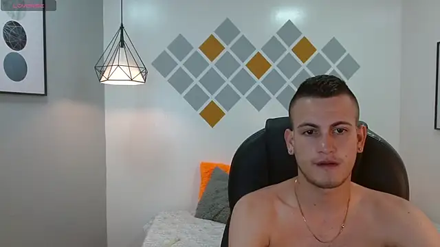 Snapshot of Cerokershelby chatting on February 6, 2025, 11:26 pm Cerokershelby online show from February 6, 2025, 11:26 pm