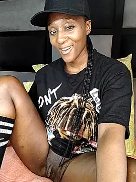 Snapshot of Lucy_Blacksilk chatting on March 17, 2025, 2:23 pm Lucy Blacksilk online show from March 17, 2025, 2:23 pm