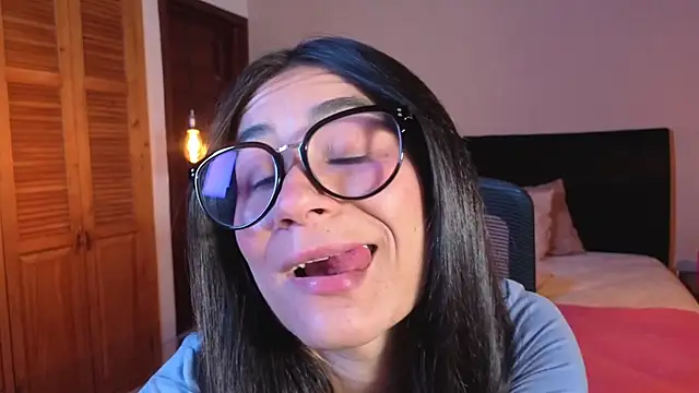 ChloeTurner  online show from March 24, 2026, 8:03 pm