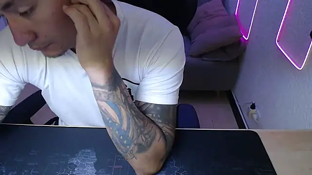 Snapshot of team_dinamite69 chatting on February 19, 2026, 12:23 pm team dinamite69 online show from February 19, 2026, 12:23 pm