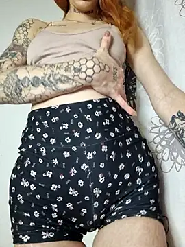 Snapshot of roxi_katty chatting on December 19, 2025, 4:41 am roxi katty online show from December 19, 2025, 4:41 am