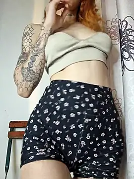 Snapshot of roxi_katty chatting on December 21, 2025, 9:22 pm roxi katty online show from December 21, 2025, 9:22 pm