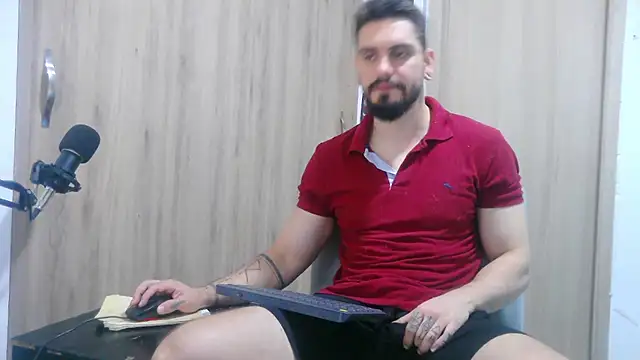 Aaron kwok28 online show from November 18, 2025, 10:25 pm