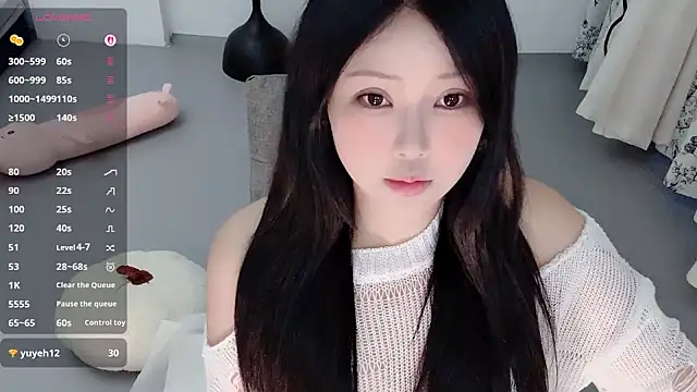 Snapshot of Fountain- chatting on February 13, 2026, 12:39 am Fountain- online show from February 13, 2026, 12:39 am