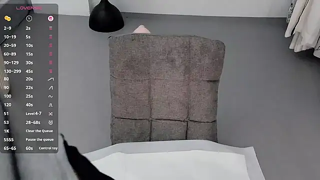 Snapshot of Fountain- chatting on February 24, 2026, 1:36 am Fountain- online show from February 24, 2026, 1:36 am