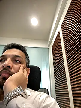 a4ashes online show from November 26, 2025, 9:21 am