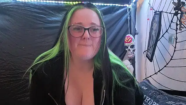 Bunny Cummings online show from February 6, 2026, 11:41 pm