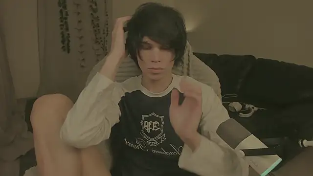 Wampeyes online show from December 1, 2025, 2:44 pm