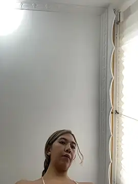 Snapshot of Iris_lee chatting on December 27, 2024, 9:22 pm Iris lee online show from December 27, 2024, 9:22 pm