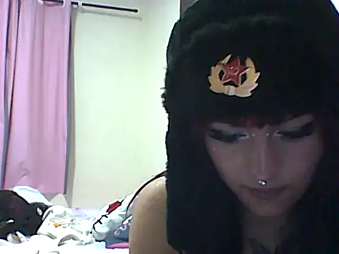 belletotosa online show from November 20, 2025, 7:35 pm