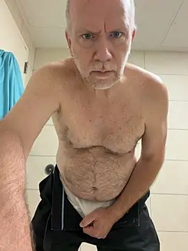 FLSexyGuy online show from May 6, 2026, 1:05 pm