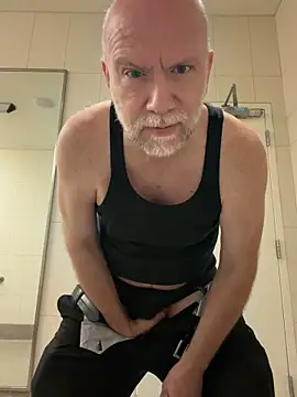 FLSexyGuy online show from June 6, 2026, 12:54 pm