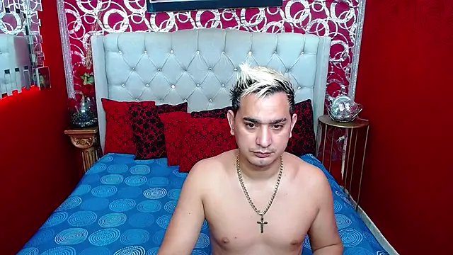 Snapshot of BOYSPEIN chatting on February 17, 2025, 10:29 am BOYSPEIN online show from February 17, 2025, 10:29 am