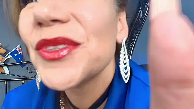 MelaniaKnauss online show from January 23, 2025, 8:02 pm