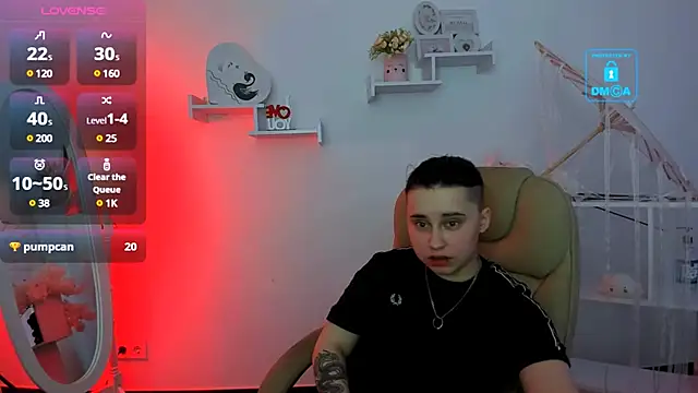 Snapshot of Dolly__Queen_ chatting on February 24, 2025, 11:52 pm Dolly Queen online show from February 24, 2025, 11:52 pm