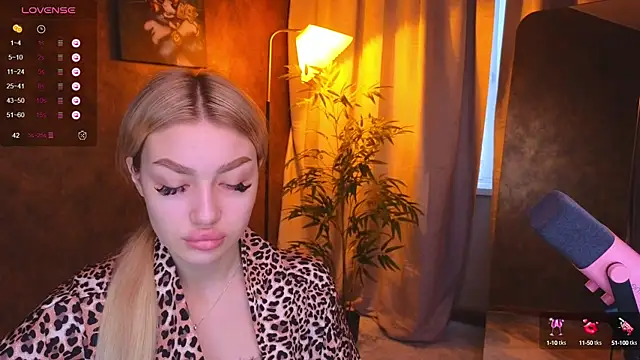 Ella Milla online show from January 14, 2025, 6:02 am