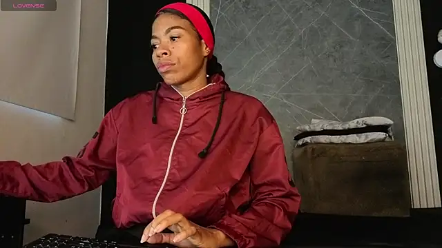 Snapshot of YummyDuooo chatting on October 14, 2025, 11:55 am YummyDuooo online show from October 14, 2025, 11:55 am