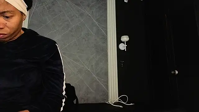 Snapshot of YummyDuooo chatting on November 22, 2025, 11:53 am YummyDuooo online show from November 22, 2025, 11:53 am