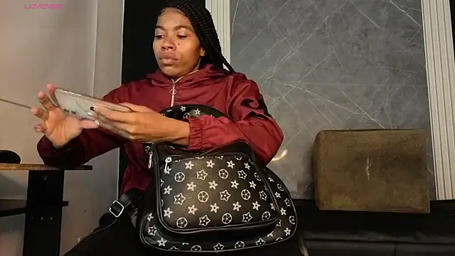 Snapshot of YummyDuooo chatting on December 20, 2025, 12:34 pm YummyDuooo online show from December 20, 2025, 12:34 pm