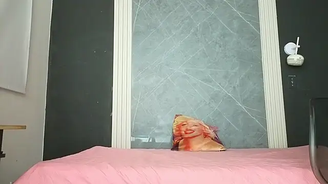 Snapshot of YummyDuooo chatting on February 5, 2026, 11:04 am YummyDuooo online show from February 5, 2026, 11:04 am