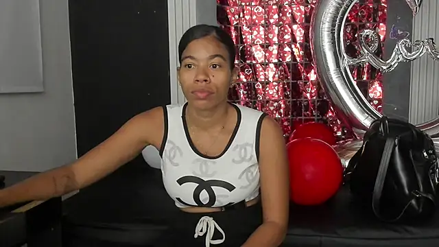 Snapshot of YummyDuooo chatting on February 14, 2026, 11:07 am YummyDuooo online show from February 14, 2026, 11:07 am