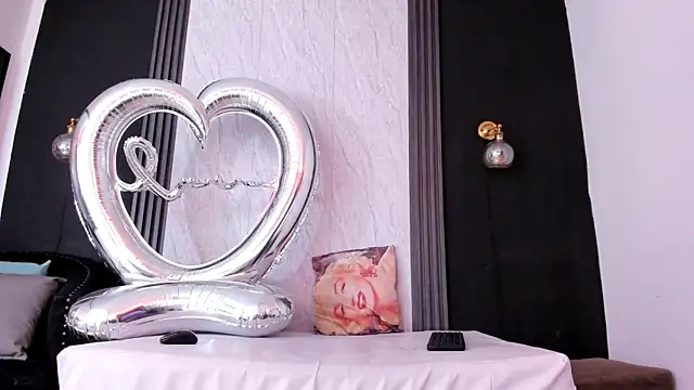 Snapshot of YummyDuooo chatting on March 27, 2026, 12:05 pm YummyDuooo online show from March 27, 2026, 12:05 pm