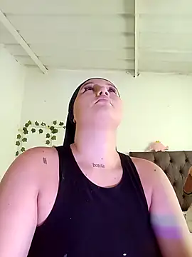 Celeste camila18 online show from October 13, 2025, 4:40 pm