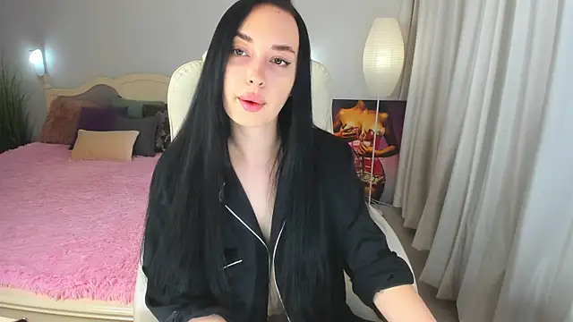 Snapshot of Miss_Elia chatting on February 20, 2025, 4:36 pm Miss Elia online show from February 20, 2025, 4:36 pm