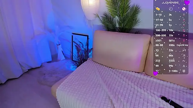 Snapshot of Miss_Elia chatting on May 21, 2026, 4:36 pm Miss Elia online show from May 21, 2026, 4:36 pm