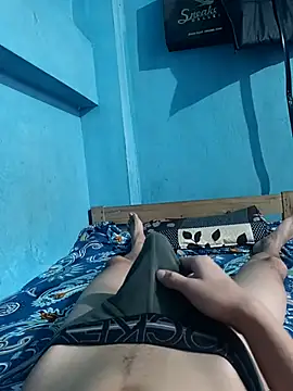 Snapshot of funnguy25 chatting on September 25, 2025, 6:17 am funnguy25 online show from September 25, 2025, 6:17 am