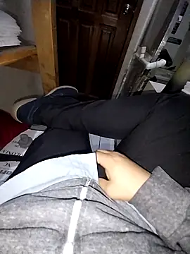 Snapshot of Whiper2024 chatting on November 24, 2025, 6:18 pm Whiper2024 online show from November 24, 2025, 6:18 pm