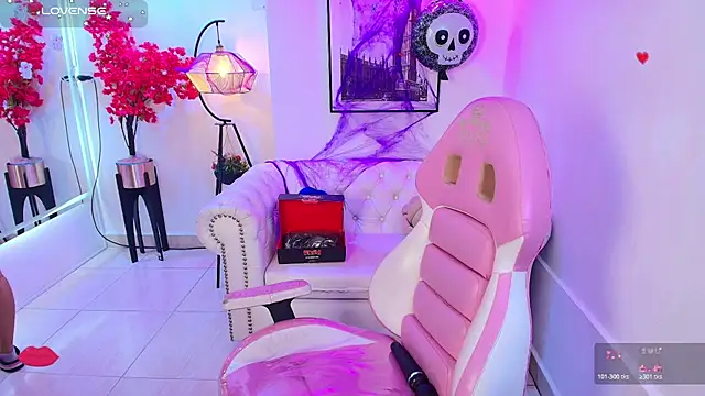 Miia bela online show from October 29, 2025, 7:48 pm