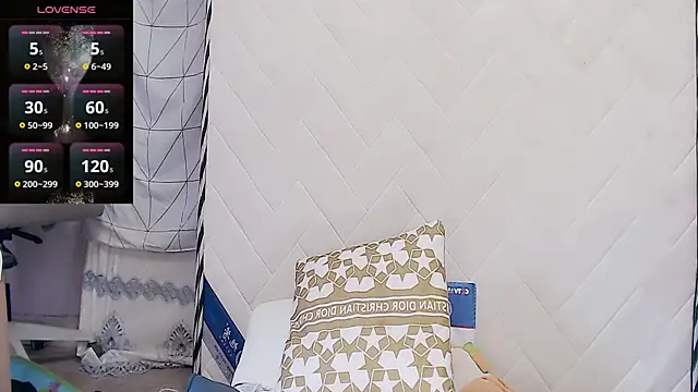 Snapshot of baoer-558 chatting on October 15, 2025, 5:29 am baoer-558 online show from October 15, 2025, 5:29 am