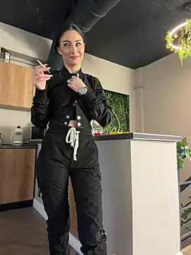 Snapshot of FeetVibe chatting on February 17, 2026, 6:32 am FeetVibe online show from February 17, 2026, 6:32 am