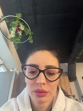 Snapshot of FeetVibe chatting on February 25, 2026, 6:34 am FeetVibe online show from February 25, 2026, 6:34 am