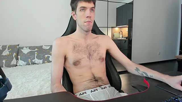 Snapshot of White_Dylan chatting on January 13, 2026, 8:08 am White Dylan online show from January 13, 2026, 8:08 am