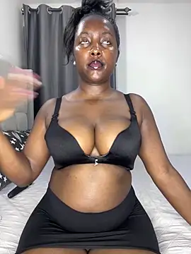 prettiepearl online show from November 24, 2025, 8:19 pm