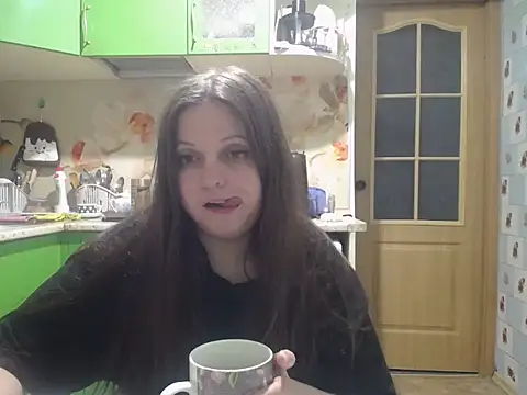 Snapshot of CatMelissa chatting on July 7, 2026, 10:36 pm CatMelissa online show from July 7, 2026, 10:36 pm