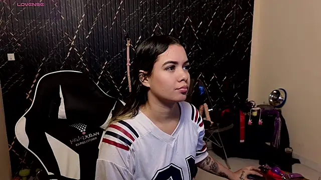 Snapshot of Katt_BDSM chatting on January 18, 2026, 4:00 pm Katt BDSM online show from January 18, 2026, 4:00 pm