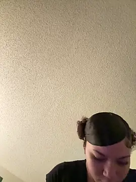 Snapshot of ladylavish chatting on December 14, 2024, 7:40 am ladylavish online show from December 14, 2024, 7:40 am