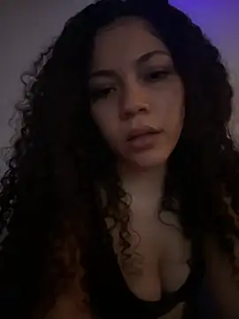 Snapshot of ladylavish chatting on January 16, 2026, 5:44 am ladylavish online show from January 16, 2026, 5:44 am