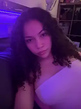 Snapshot of ladylavish chatting on February 5, 2026, 6:07 am ladylavish online show from February 5, 2026, 6:07 am